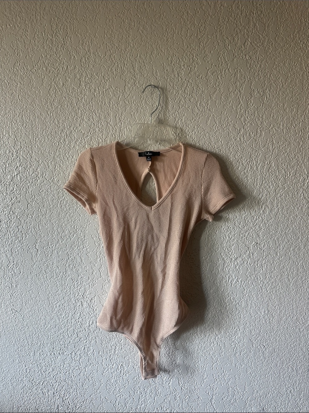 Lulu's Blush Ribbed Keyhole Short Sleeve Bodysuit